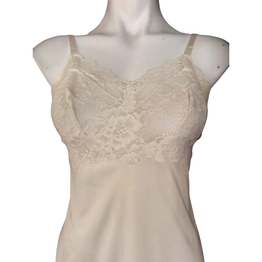 Vintage Vanity Fair Nylon Full Slip 1970s Deep Lace Nude Size 34 - Picture 2 of 10